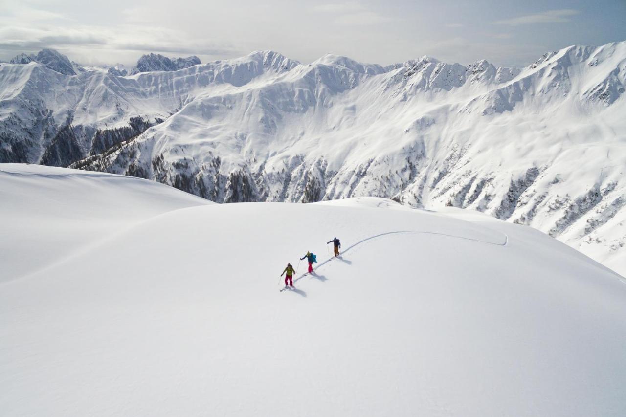 Alpenparks Montana Apartments Matrei in Osttirol Exterior foto