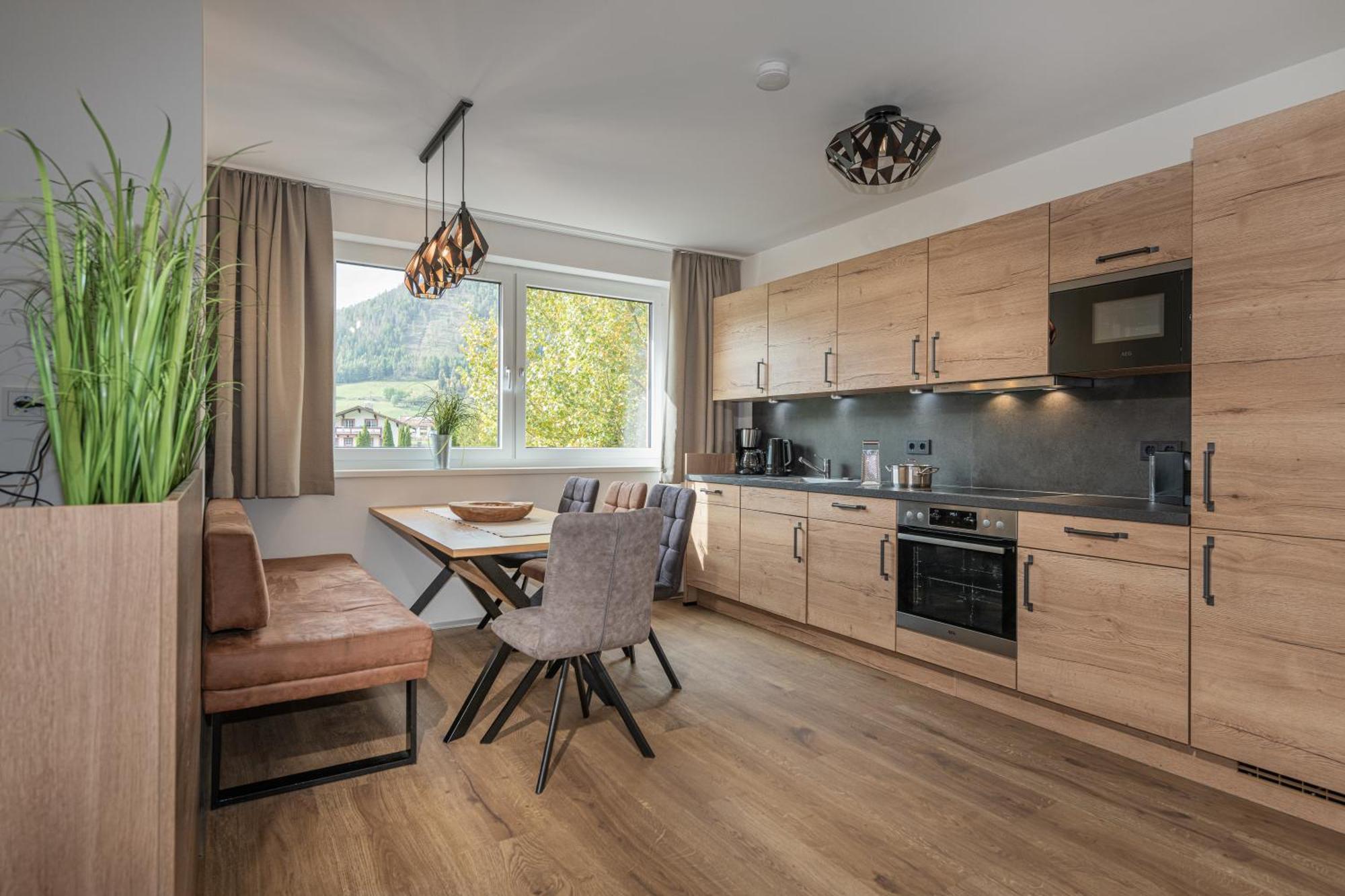 Alpenparks Montana Apartments Matrei in Osttirol Zimmer foto